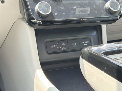 New 2026 Hyundai Tucson Limited AWD/4WD image 12