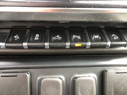 Used 2017 Chevrolet Silverado 1500 LTZ Z71 w/ LTZ Plus Package image 38