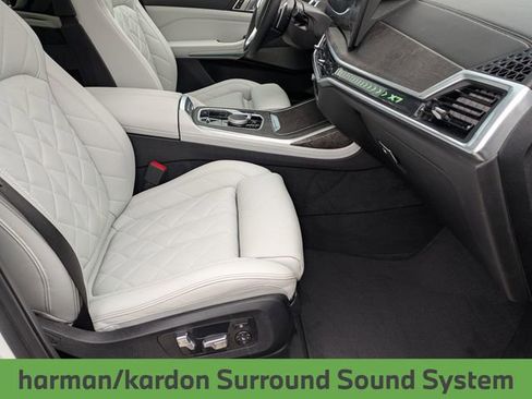 Used 2023 BMW X7 xDrive40i w/ Premium Package image 33