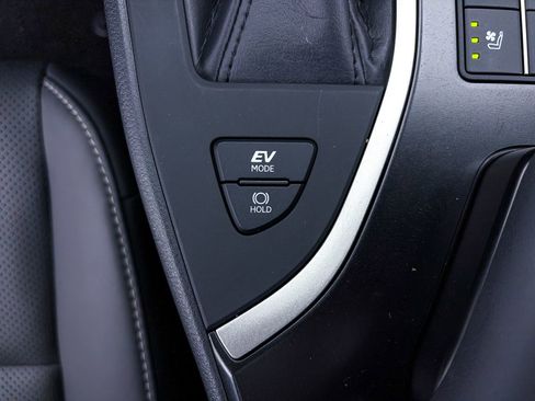 Used 2024 Lexus UX 250h F Sport FWD image 30
