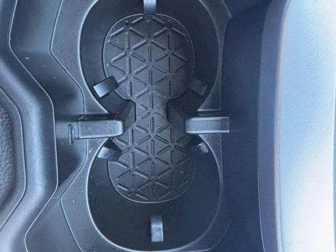 Used 2024 Toyota RAV4 XSE w/ Weather Package AWD/4WD image 18