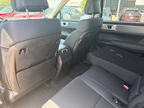 Used 2024 Hyundai Santa Fe XRT AWD/4WD image 10
