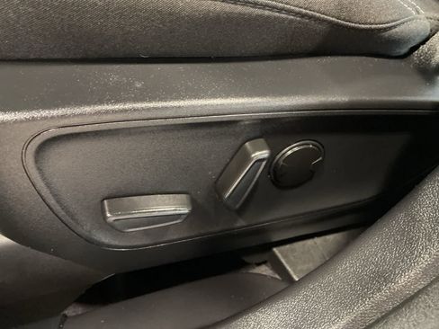 Used 2023 Ford Escape Active AWD/4WD image 16