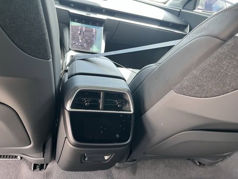 Used 2025 Lucid Air Pure image 10