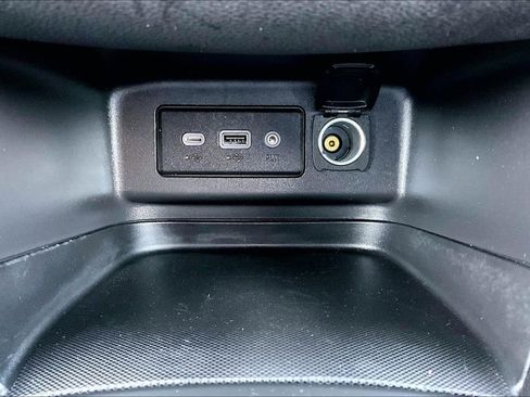 Used 2024 Chevrolet Equinox RS w/ LPO, Floor Liner Package image 32