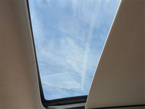 Used 2020 Lincoln Nautilus Reserve image 26