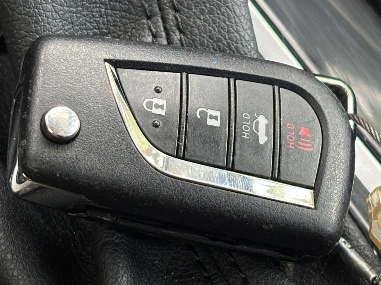 Used 2025 Toyota Corolla LE FWD image 20