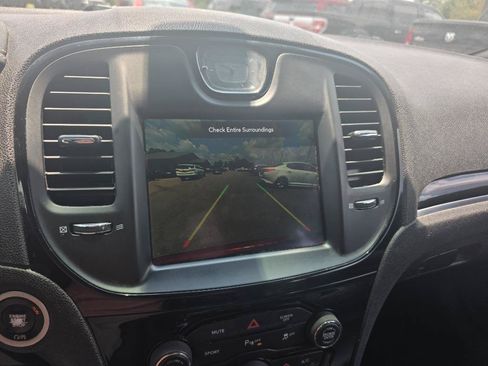 Used 2021 Chrysler 300 S RWD image 18