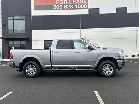 Used 2022 RAM 3500 Laramie image 44