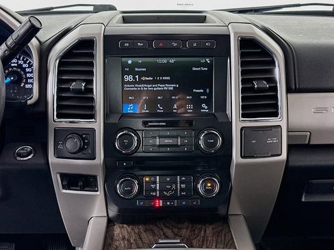 Used 2018 Ford F350 Lariat w/ Lariat Ultimate Package image 13