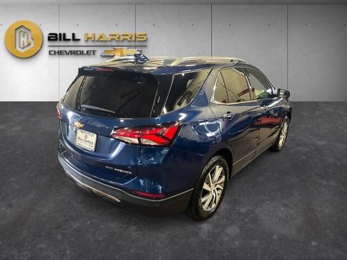 Used 2022 Chevrolet Equinox Premier AWD/4WD image 2