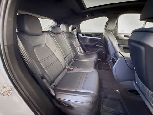 Used 2024 Porsche Cayenne S image 20