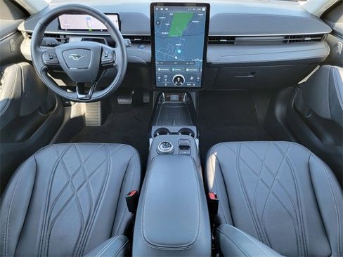 Certified 2024 Ford Mustang Mach-E Select image 26