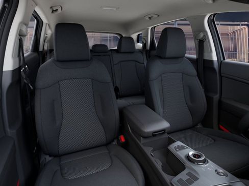 New 2026 Kia Sportage LX image 18