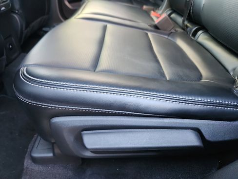 Used 2024 Ford Escape Platinum image 26