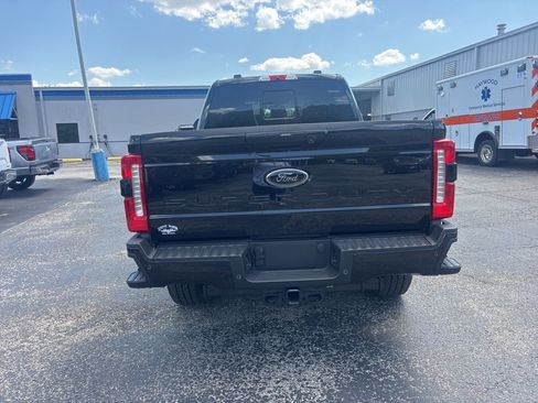 Used 2026 Ford F250 XLT w/ XLT Premium Package AWD/4WD image 4