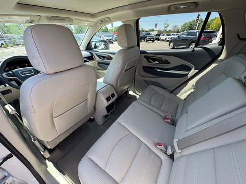 Used 2023 GMC Terrain Denali w/ Denali Premium Package AWD/4WD image 23