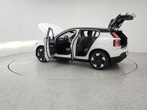 New 2026 Volvo EX30 Plus w/ Protection Package RWD image 12
