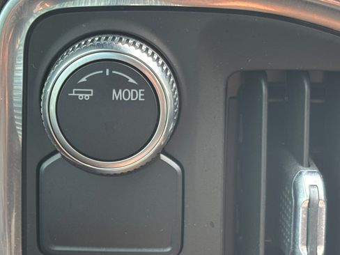 Used 2021 GMC Sierra 1500 SLT image 31