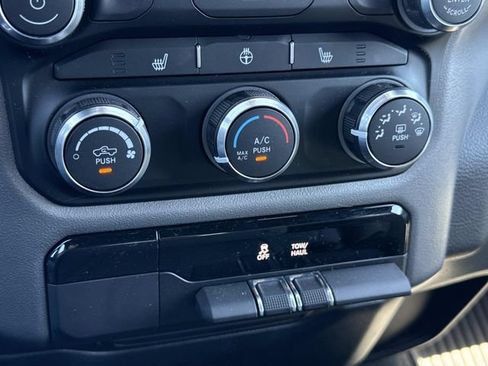 Used 2023 RAM 1500 Big Horn AWD/4WD image 19