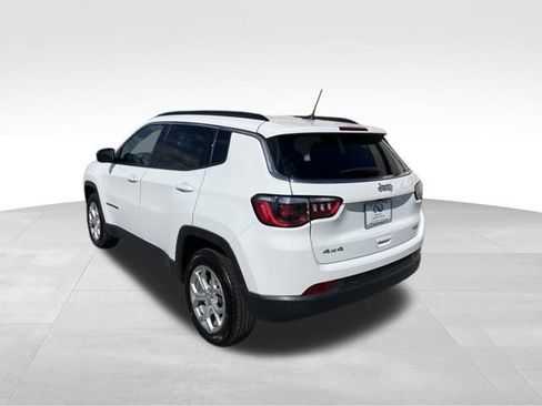 Used 2024 Jeep Compass Latitude AWD/4WD image 28
