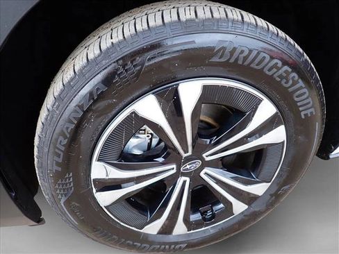 Used 2025 Subaru Solterra Premium w/ Premium Package image 7