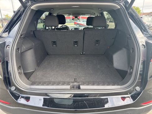 Used 2024 Chevrolet Equinox LT image 28