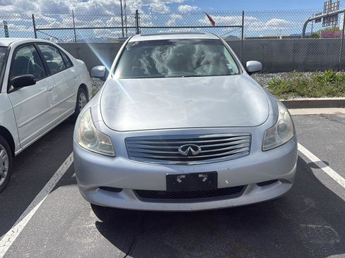 Used 2008 INFINITI G35 x Sedan w/ Premium Pkg AWD/4WD image 2