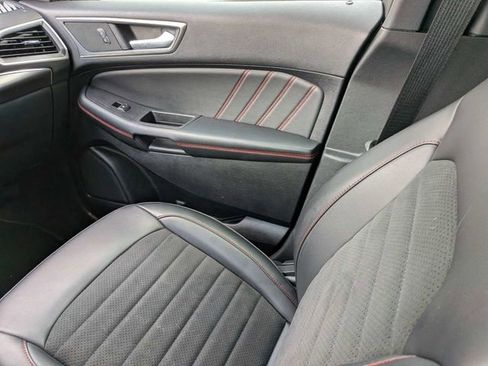 Used 2024 Ford Edge ST-Line AWD/4WD image 17