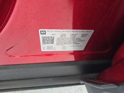 Used 2023 GMC Terrain SLE w/ Driver Convenience Package FWD image 14