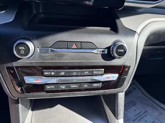 Certified 2020 Ford Explorer XLT w/ Equipment Group 202A AWD/4WD image 35