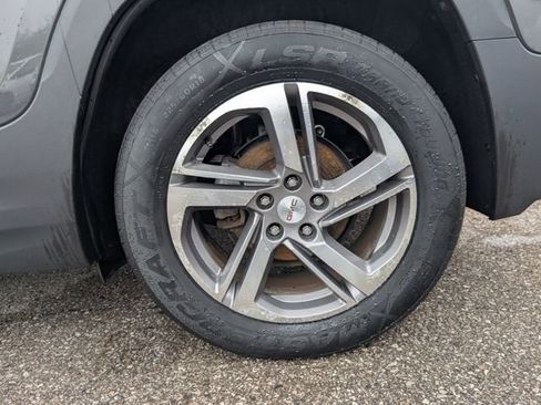 Used 2018 GMC Terrain SLT w/ Infotainment Package II image 26