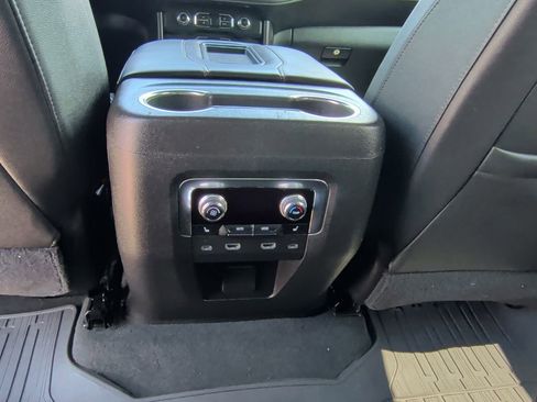 Used 2021 GMC Yukon AT4 w/ AT4 Premium Plus Package AWD/4WD image 42