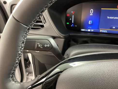 Used 2025 Ford Escape Active w/ Cold Weather Package AWD/4WD image 20
