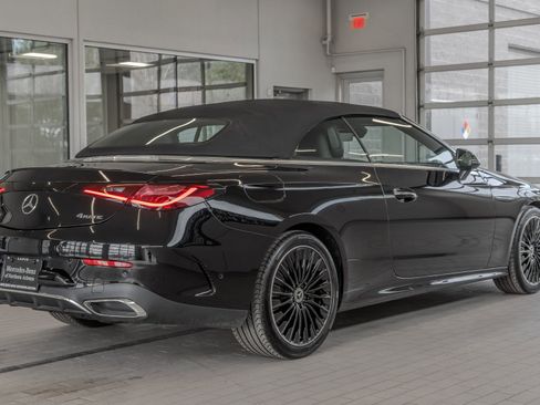 Certified 2025 Mercedes-Benz CLE 300 4MATIC Cabriolet image 36