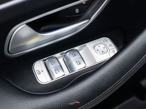 Used 2021 Mercedes-Benz GLS 450 4MATIC image 41