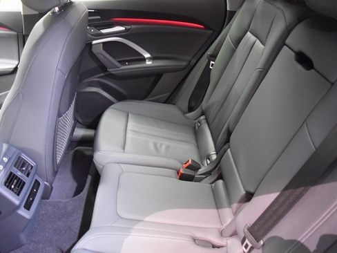 New 2025 Audi Q5 Premium Plus w/ Premium Plus image 5