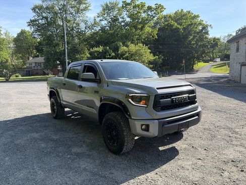 Used 2017 Toyota Tundra TRD Pro AWD/4WD image 3
