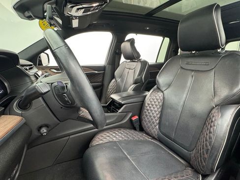 Used 2021 Jeep Grand Cherokee L Summit w/ Advanced Protech Group IV AWD/4WD image 18