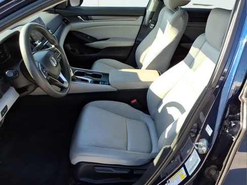 Used 2018 Honda Accord LX image 15