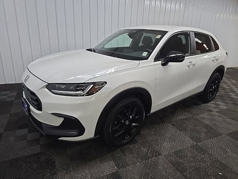 Used 2024 Honda HR-V Sport image 8
