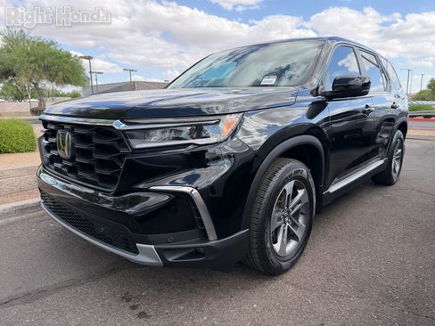 Used 2024 Honda Pilot EX-L image 2