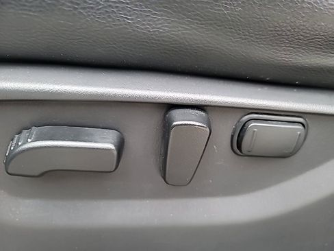 Used 2024 Nissan Armada SL image 16