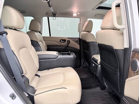 Certified 2023 INFINITI QX80 Premium Select w/ All-Season Package RWD image 33
