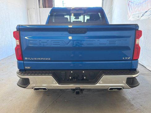 Used 2023 Chevrolet Silverado 1500 LTZ w/ Technology Package image 9