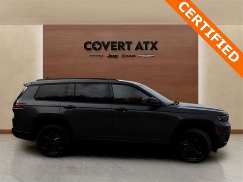 Used 2022 Jeep Grand Cherokee L Laredo image 6