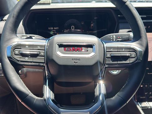 Used 2025 GMC Terrain Elevation w/ Black Edition AWD/4WD image 30