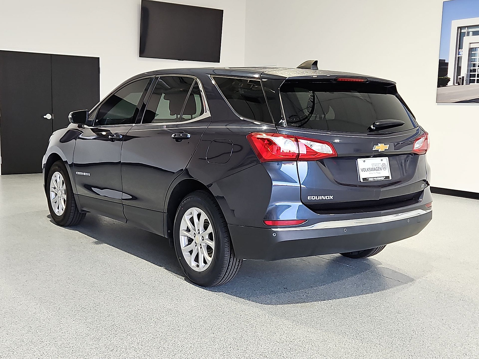 Used 2019 Chevrolet Equinox LT FWD image 6