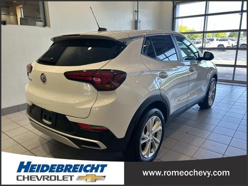 Used 2023 Buick Encore GX Preferred w/ Cold Weather Comfort Package FWD image 4