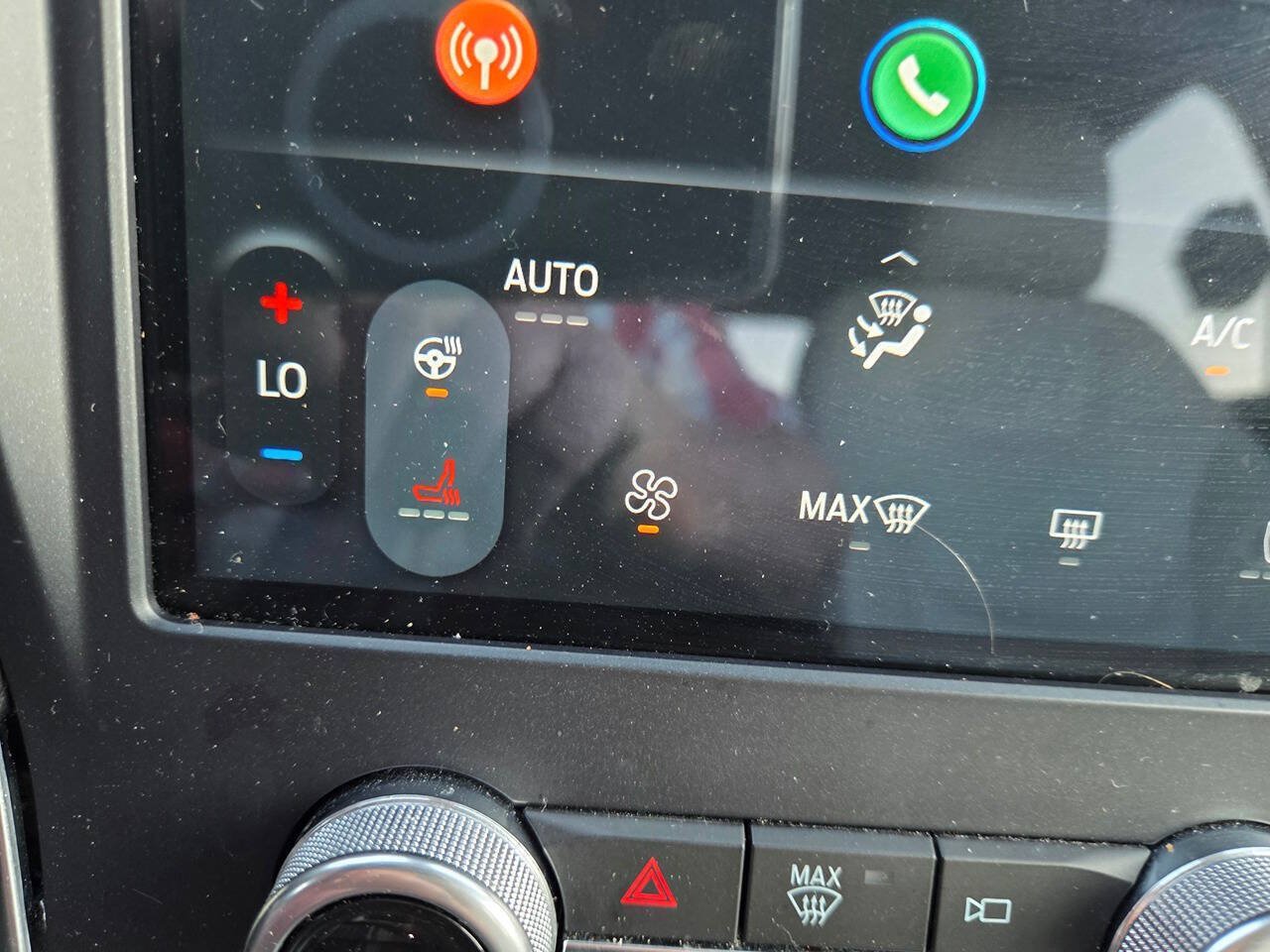 Used 2024 Ford Edge Titanium AWD/4WD image 9